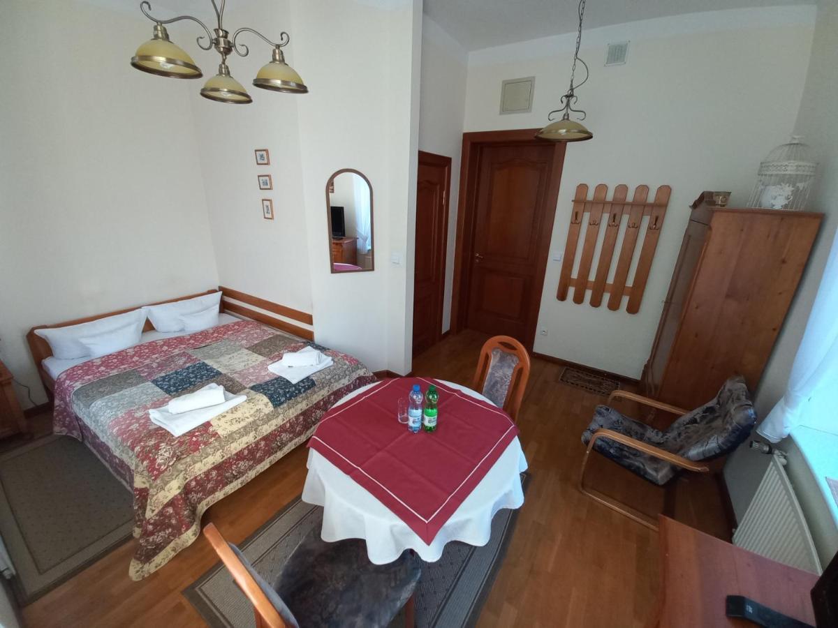 Szwajcarka Willa Z Sauna I Jacuzzi Kudowa-Zdrój Εξωτερικό φωτογραφία