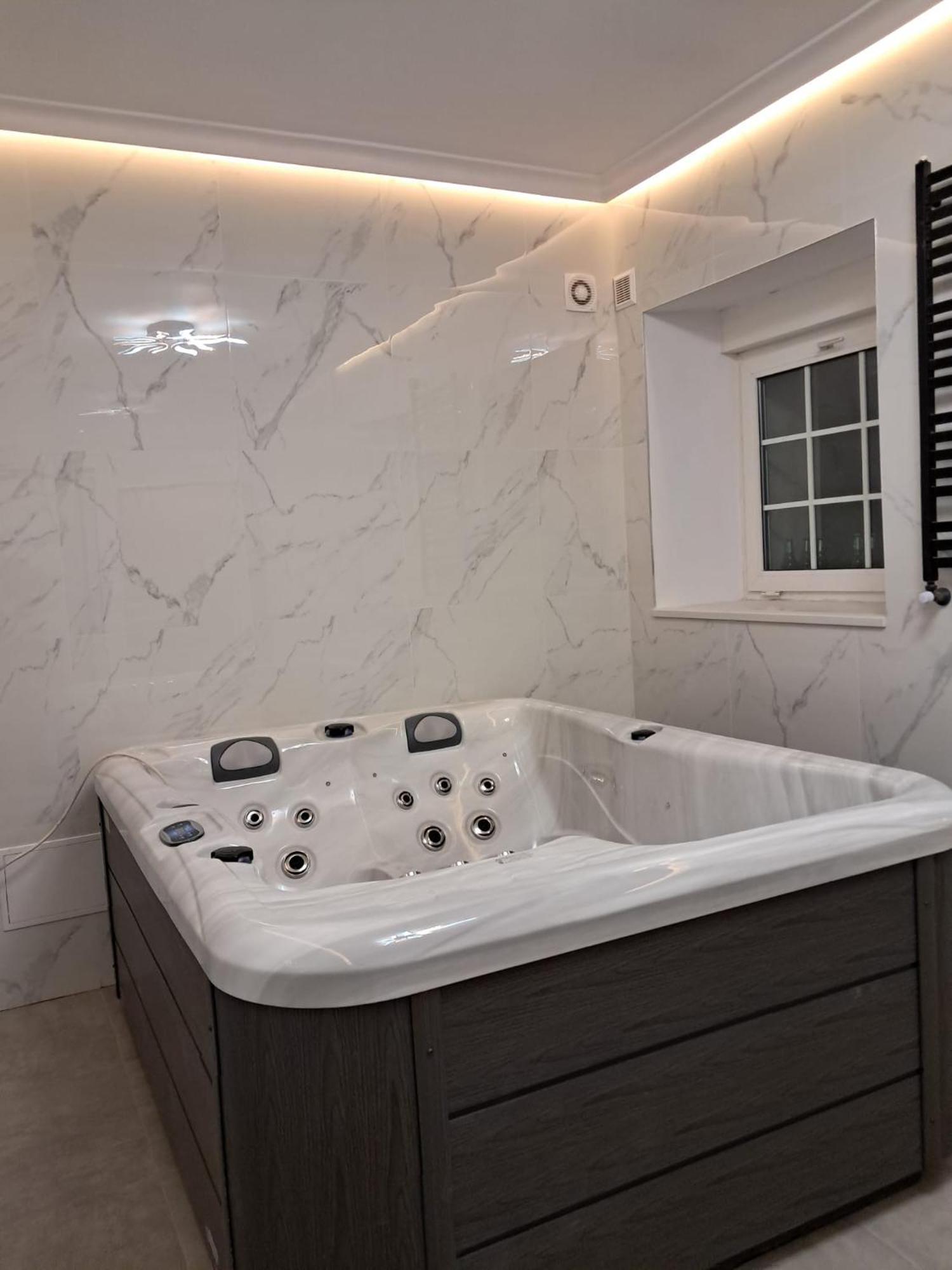 Szwajcarka Willa Z Sauna I Jacuzzi Kudowa-Zdrój Εξωτερικό φωτογραφία